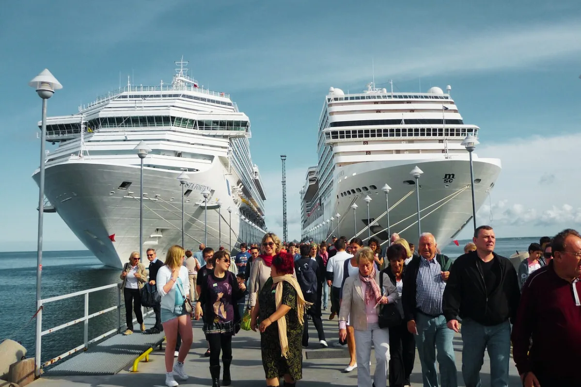 Port Canaveral cruise ship jobs